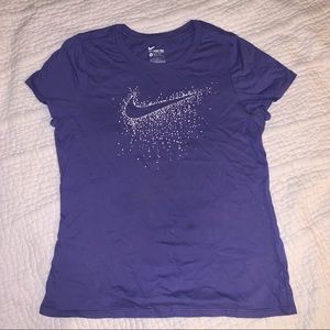 kids nike shirt